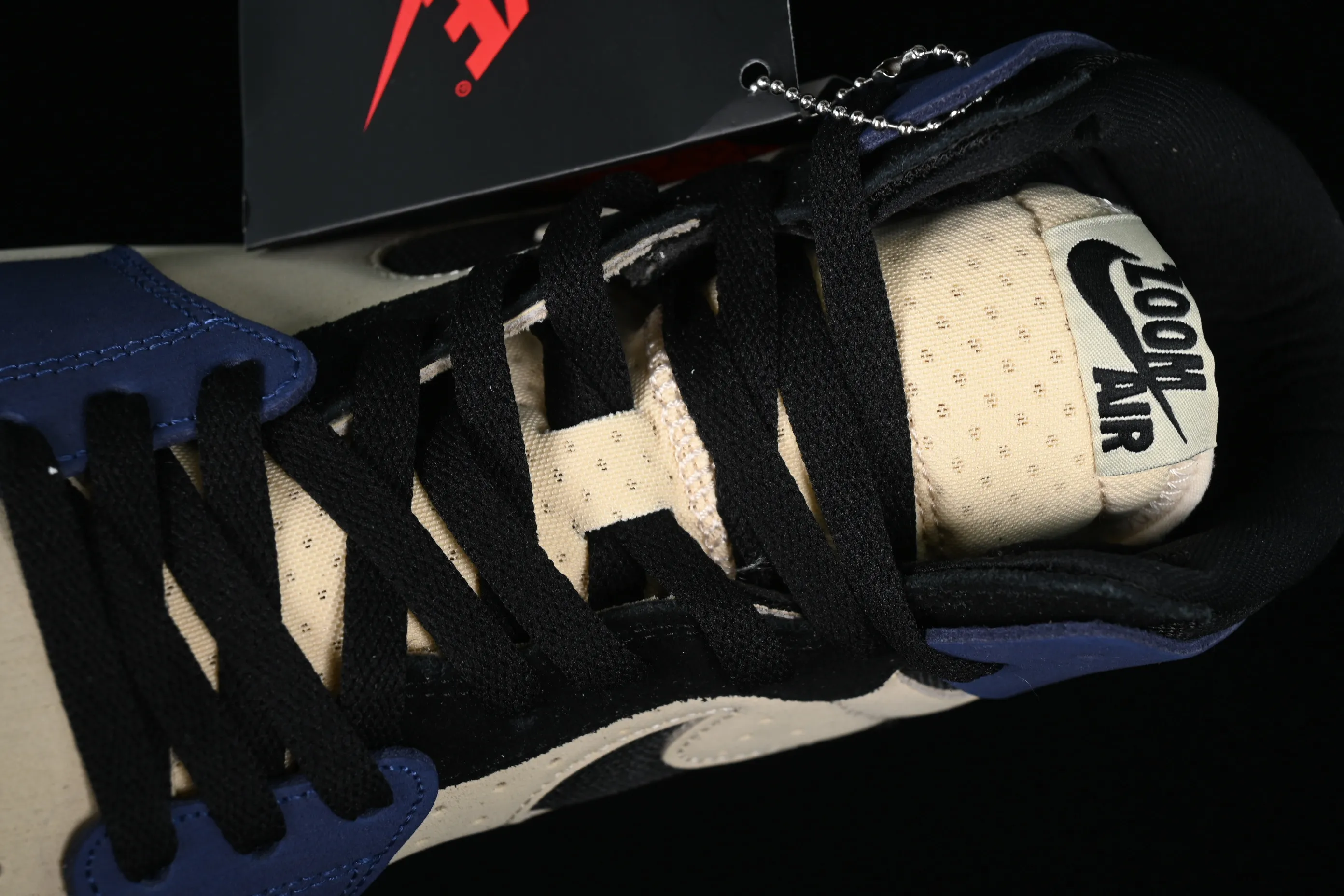 All categories Air Jordan Jordan series basketball shoes Air Jordan 1 High Air Jordan 1 Zoom CMFT AJ1 Joe 1 gray blue black hook high top basketball shoes DV1305-104